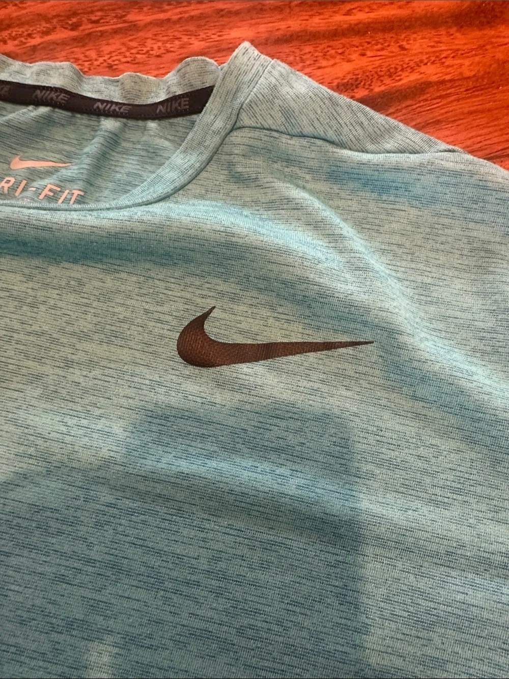 Nike Men’s Blue Heather Performance Short Sleeve Tee